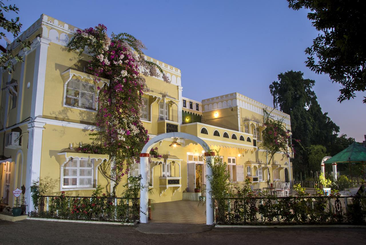 Garden Palace Heritage Homestays Vadasinor Eksteriør bilde
