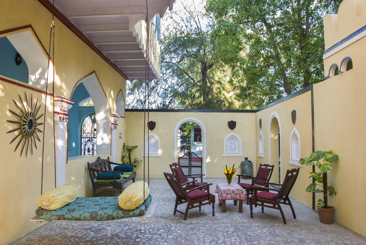 Garden Palace Heritage Homestays Vadasinor Eksteriør bilde